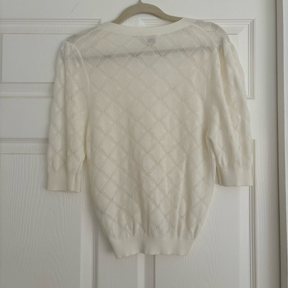 Aritzia Wilfred Short Sleeved V Neck Button Down Rayon Cardigan - Picture 4 of 4